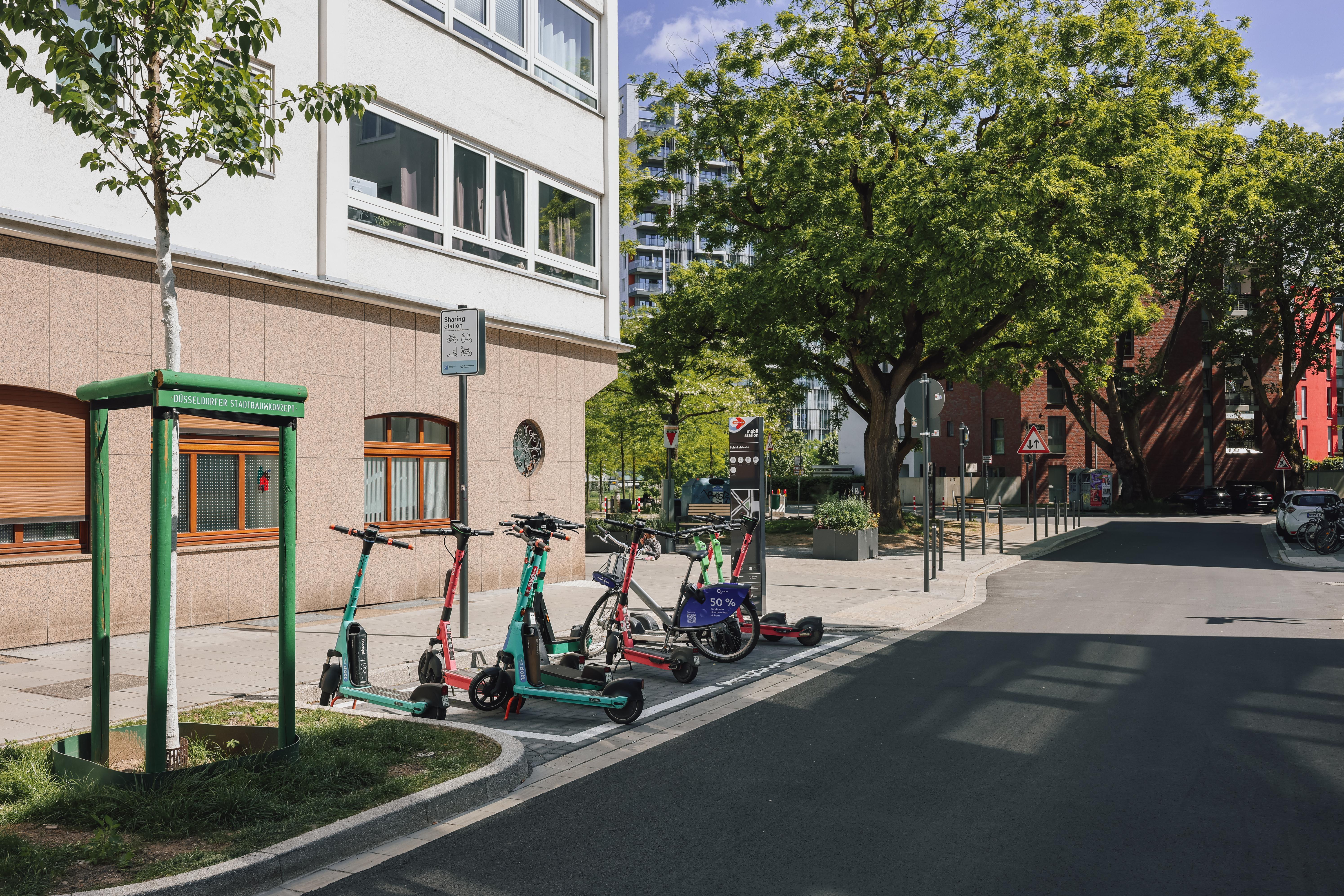 Schinkelstrasse Station